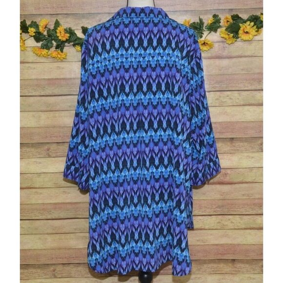 Catherines Plus 3X 26W 28W Half Button 3/4 Sleeve Blouse Top Purple Blue Print - Picture 6 of 9
